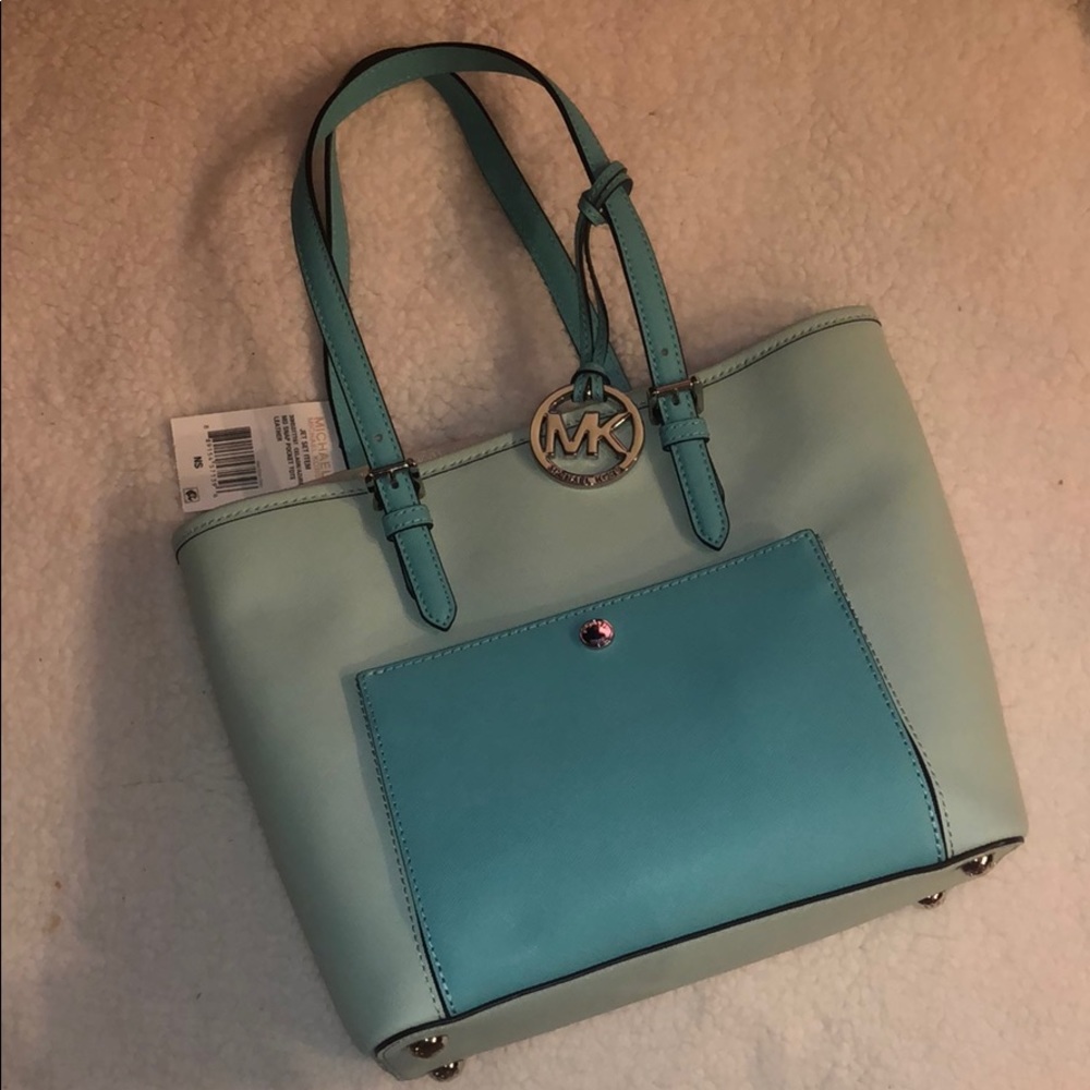 NWT Michael Kors Leather Snap Pocket Tote